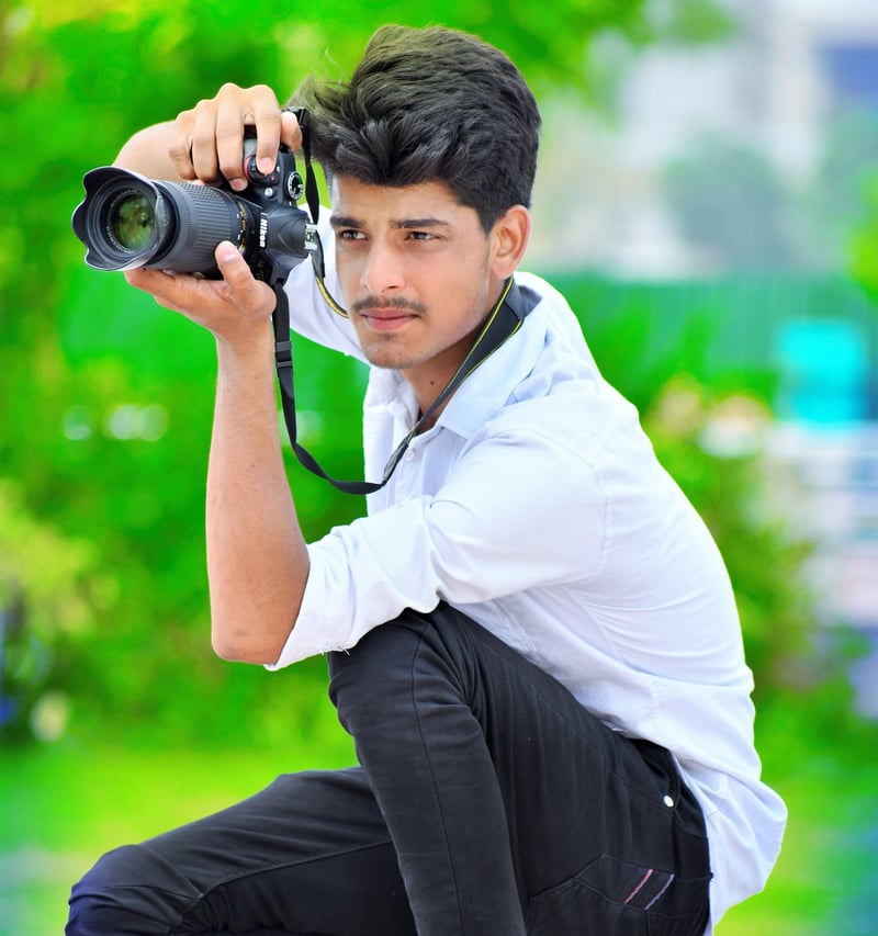 Paparazzi frenzy